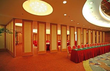 Alti muri divisori mobili fonoassorbenti per sala delle riunioni