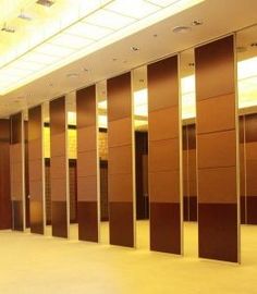 Larghezza piegante mobile di legno della Malesia 500mm dei muri divisori del ristorante