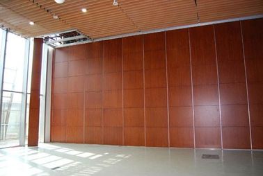 Divisioni pieganti decorative moderne della parete di rotolamento per il banchetto Corridoio