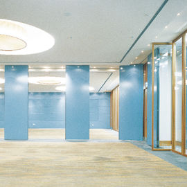 muri divisori di legno del fono assorbente dell'auditorium della melammina di 85mm che fanno scorrere i tipi