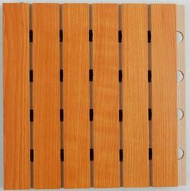 Divisione scanalata di legno Walll del fono assorbente per la sala riunioni/mostra