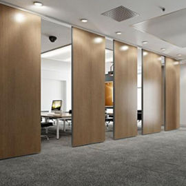 Banquet Corridoio 85 millimetri di tipo suono che rinforza i muri divisori mobili senza le piste del pavimento