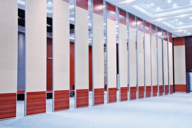 Lega di alluminio che fa scorrere il muro divisorio per il centro espositivo/sala riunioni