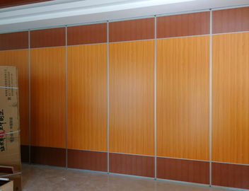 Muro divisorio pieghevole di legno materiale insonorizzato/struttura di alluminio che fa scorrere i divisori