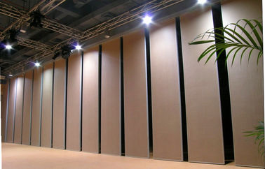 Sistemi operabili d'attaccatura superiori del muro divisorio del MDF/pareti mobili acustiche dell'aula