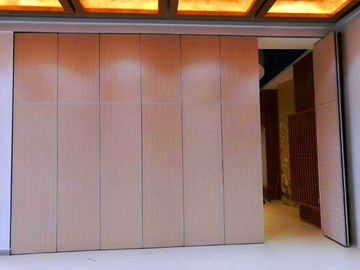 Muri divisori mobili d'attaccatura dei rulli del portello scorrevole di altezza 4m per il ristorante/chiese
