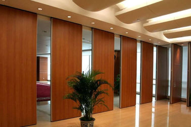 Altezza divisioni insonorizzate mobili delle porte di piegatura di 6000 millimetri per Convention Center