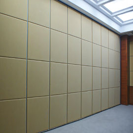 Materiale fonoassorbente che fa scorrere i muri divisori mobili per il banchetto e la stanza dell'ufficio