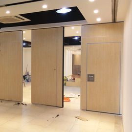 Muro divisorio smontabile di rivestimento di cuoio moderno per l'ufficio/banchetto Corridoio
