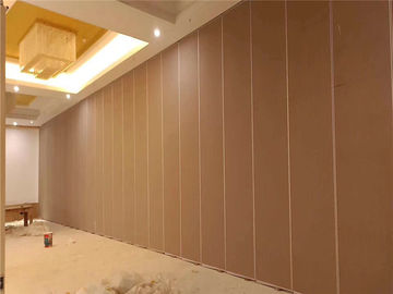 Muro divisorio acustico dell'OEM pannelli di legno scorrevoli smontabili dell'otturatore smontabile di separazione di 85 millimetri