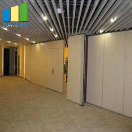 Lega di alluminio che piega i muri divisori mobili acustici per il ristorante, hotel, banchetto Corridoio