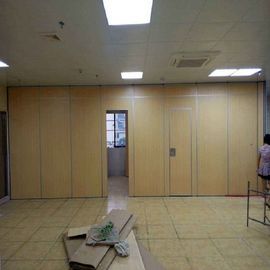 Porte mobili della divisione dell'aula che fanno scorrere i muri divisori pieganti per l'ufficio