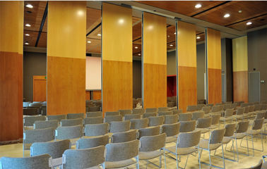 Divisore di legno mobile dei muri divisori della struttura di alluminio del MDF per il centro congressi