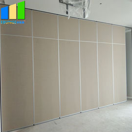 I muri divisori mobili dell'ufficio si imbarcano sulla parete operabile in divisori portatili delle porte di piegatura dell'Oman