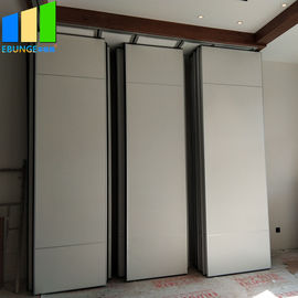 Muri divisori pieganti insonorizzati di divisione mobili del divisorio della porta di piegatura del Mdf VIP con la pista per l'hotel