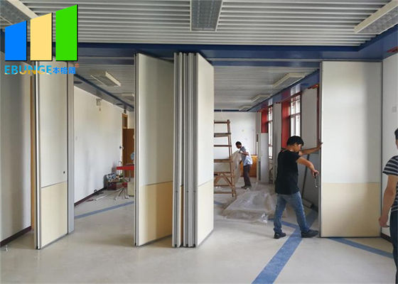 Muri divisori di alluminio di piegatura del tessuto del fono assorbente della struttura per la stanza di addestramento dell'ufficio