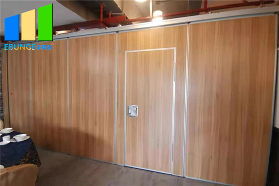 Muro divisorio temporaneo del fono assorbente di legno della stanza del ristorante per un hotel di cinque stelle