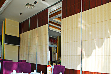 I muri divisori di legno di Corridoio di banchetto dell'interno standard esprimono l'isolamento