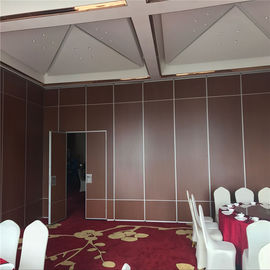 Divisioni mobili acustiche della sala riunioni che fanno scorrere i muri divisori pieganti per sala per conferenze