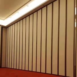 Muro divisorio di legno pieghevole mobile del fono assorbente del portello scorrevole per l'hotel