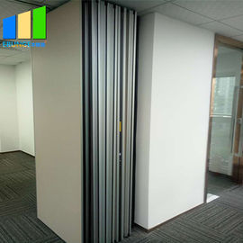 Rivestimento mobile piegante scorrevole del MDF del divisore dello spazio delle pareti delle divisioni di EBUNGE per la sala riunioni dell'ufficio