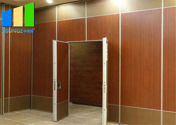 Soluzioni personalizzabili Accordione Parete divisoria Pareti divisorie pieghevoli durevoli per hotel Sala da banchetto