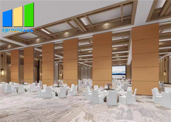 Parete divisoria mobile in alluminio